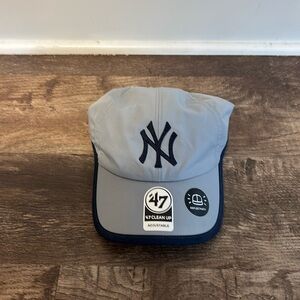New York Yankees hat
